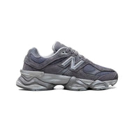 New Balance 9060 Sneakers retrò in camoscio grigio da uomo