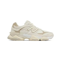 New Balance 9060 Sneakers retrò in camoscio da uomo - Beige sabbia