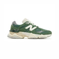 New Balance 9060 Sneakers lifestyle da uomo in pelle scamosciata verde Nori